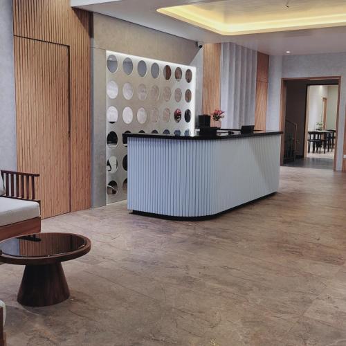 the sapphire hotel