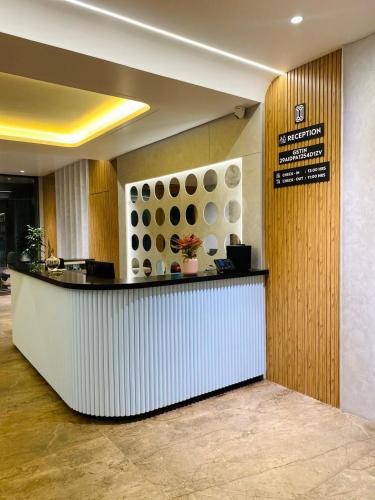 the sapphire hotel