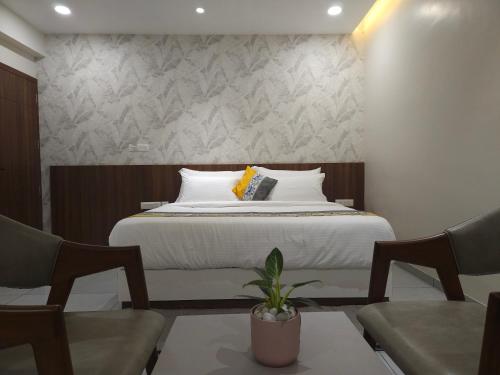 the sapphire hotel