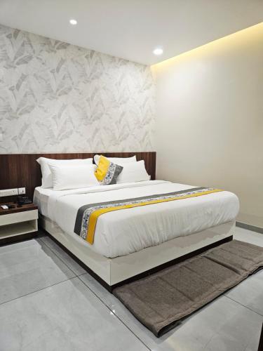 the sapphire hotel