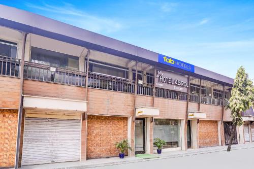 hotel abrol suites