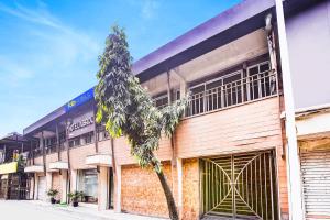 hotel abrol suites