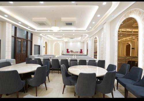 su casa banquets and hotel