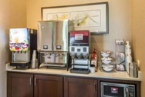 comfort inn and suites