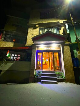 Hotel Jade Arithang Gangtok,,3 star