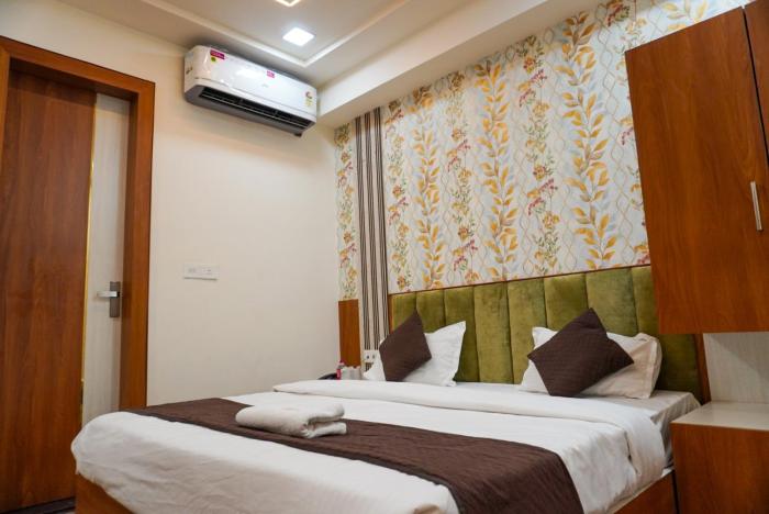 goyal hoteliers hotel vasudha