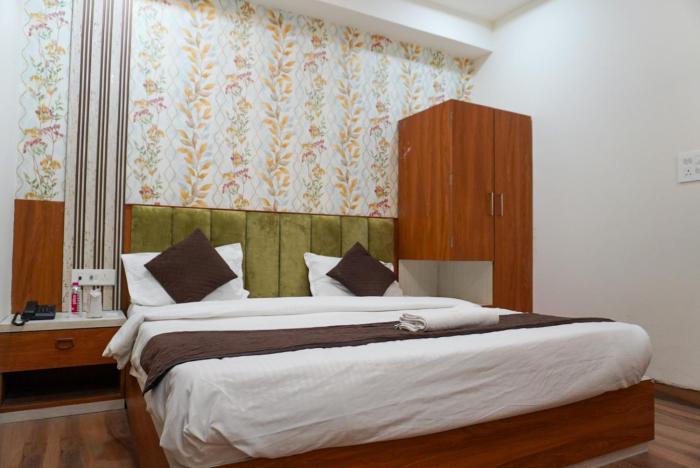 goyal hoteliers hotel vasudha