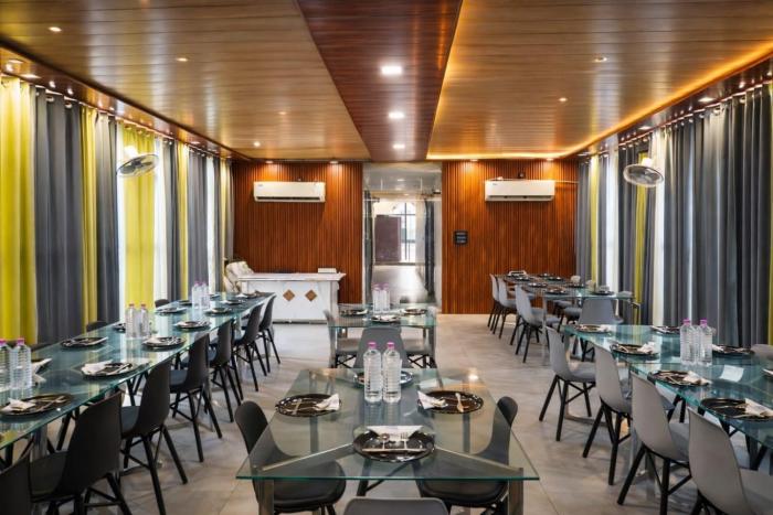 goyal hoteliers hotel vasudha
