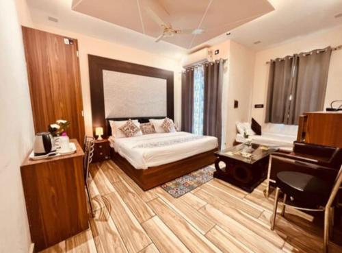 goyal hoteliers hotel vasudha