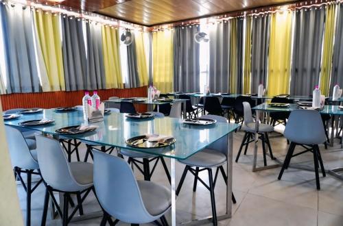 goyal hoteliers hotel vasudha