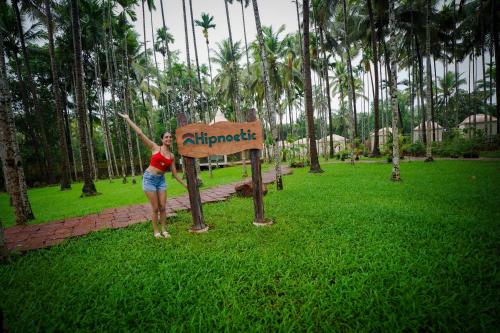 hipnoetic goa private pool cottages