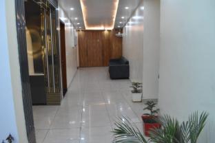 hotel robinson kasganj
