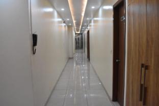 hotel robinson kasganj