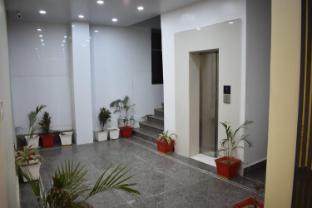 hotel robinson kasganj