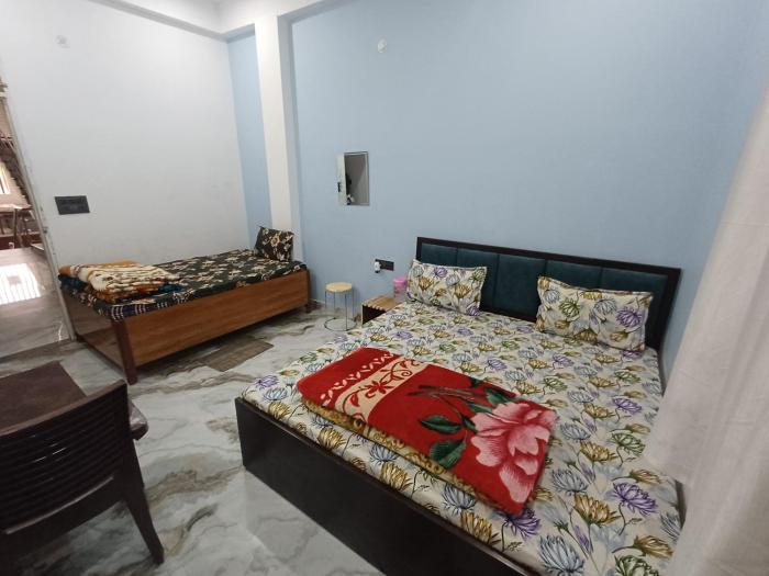 hotel radha aradhya sadan