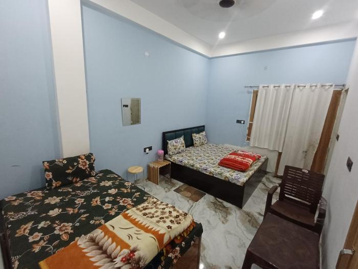 hotel radha aradhya sadan