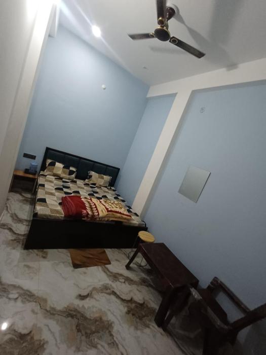 hotel radha aradhya sadan
