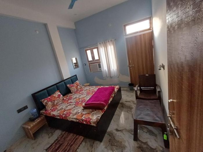 hotel radha aradhya sadan