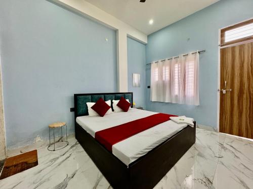 hotel radha aradhya sadan
