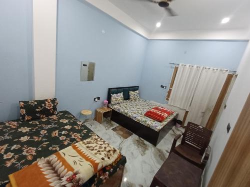 hotel radha aradhya sadan