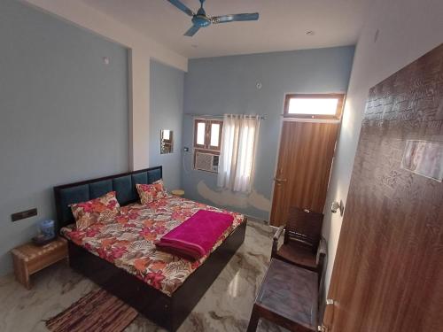 hotel radha aradhya sadan