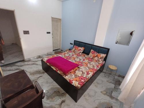 hotel radha aradhya sadan