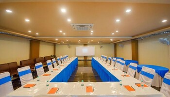 fairvacanze lucknow city centre