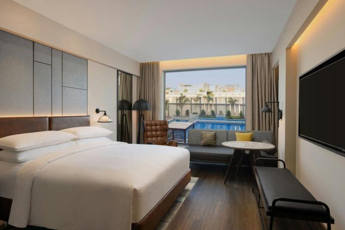 four points by sheraton amritsar mall road