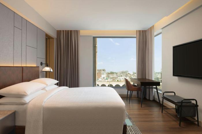 four points by sheraton amritsar mall road