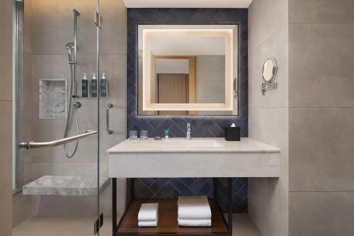 four points by sheraton amritsar mall road