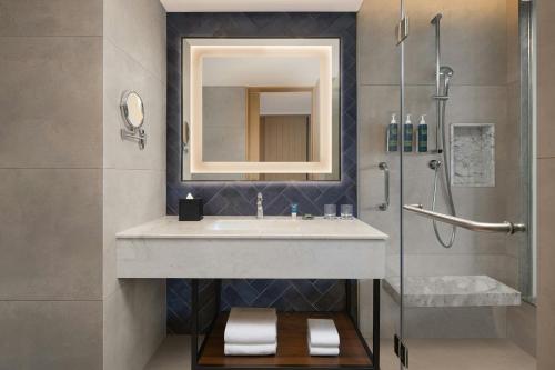 four points by sheraton amritsar mall road