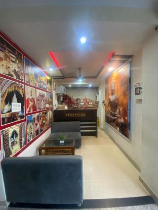 hotel lilly grand