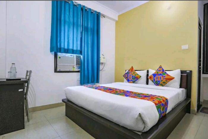 hotel lilly grand