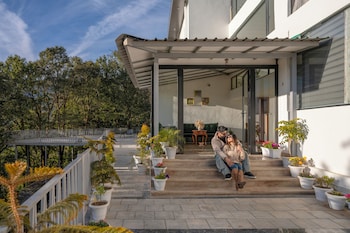 Moustache Select Nainital,,3 star