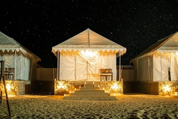 sand world desert camp