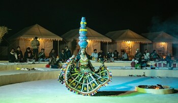 sand world desert camp