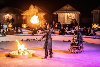 sand world desert camp