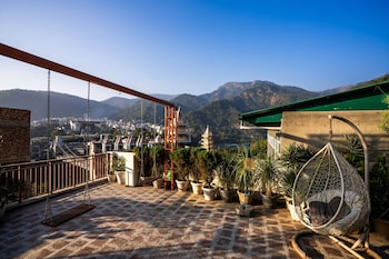 liveaway rishikesh laxman jhula by pack