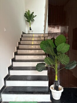 Aks Grand Hotel In Varanasi,,2 star