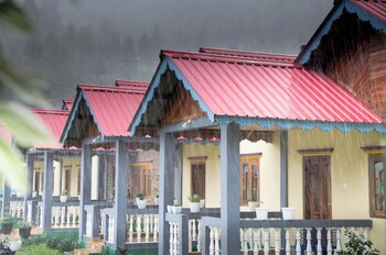 Nt Riverview Homestay,,2 star