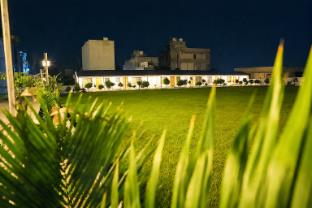 vanam hotel and resorts