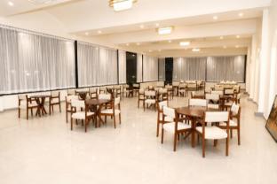 vanam hotel and resorts