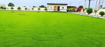 vanam hotel and resorts