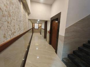 hotel saffron grand thane