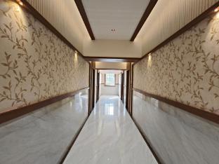 hotel saffron grand thane