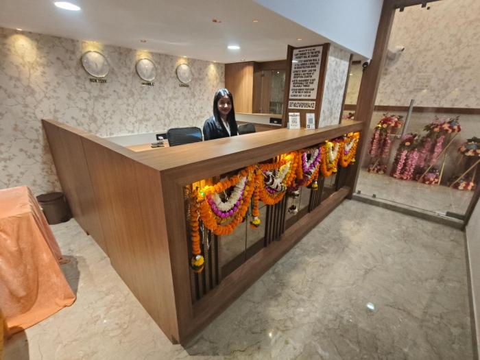 hotel saffron grand thane