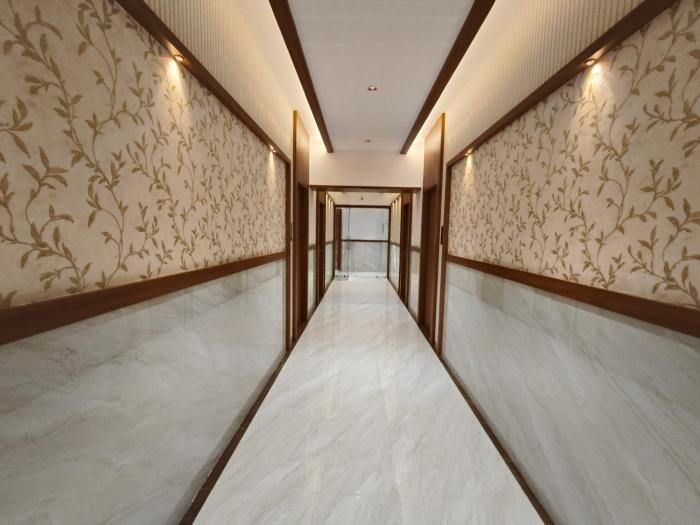 hotel saffron grand thane