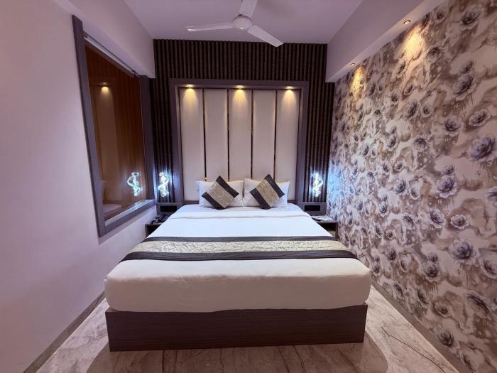 hotel saffron grand thane