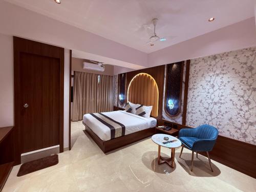 hotel saffron grand thane