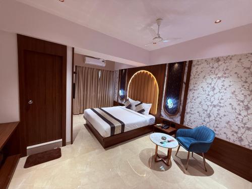 hotel saffron grand thane
